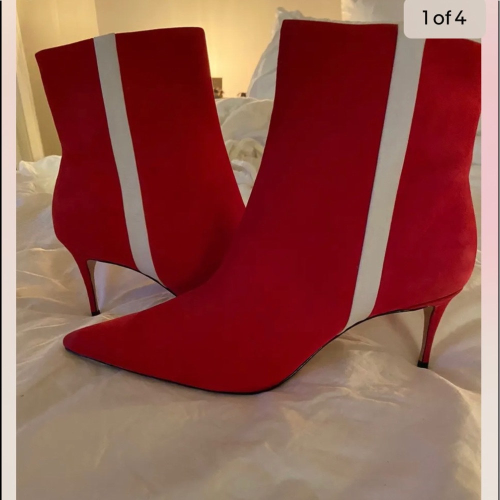Brand new Schutz red suede boot
